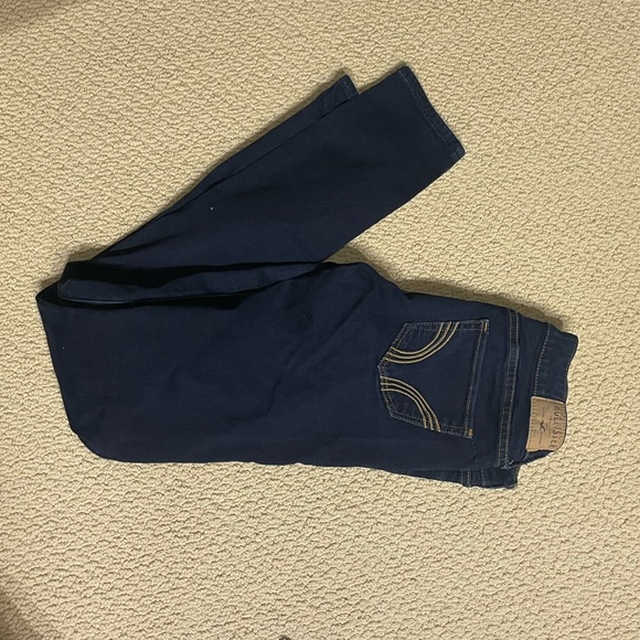 Hollister stretchy soft jeans - Picture 3 of 3